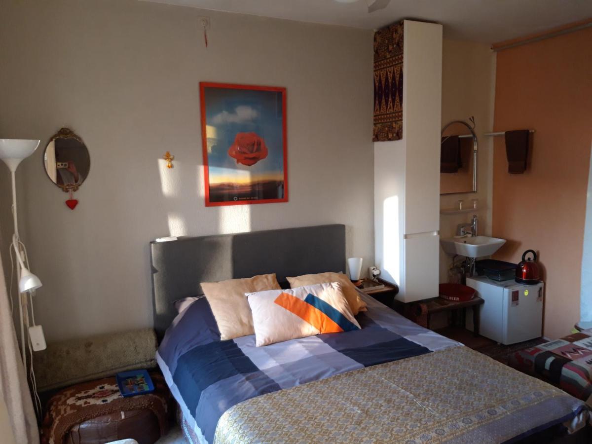 Homey Budget Bedroom Amsterdam Exteriör bild